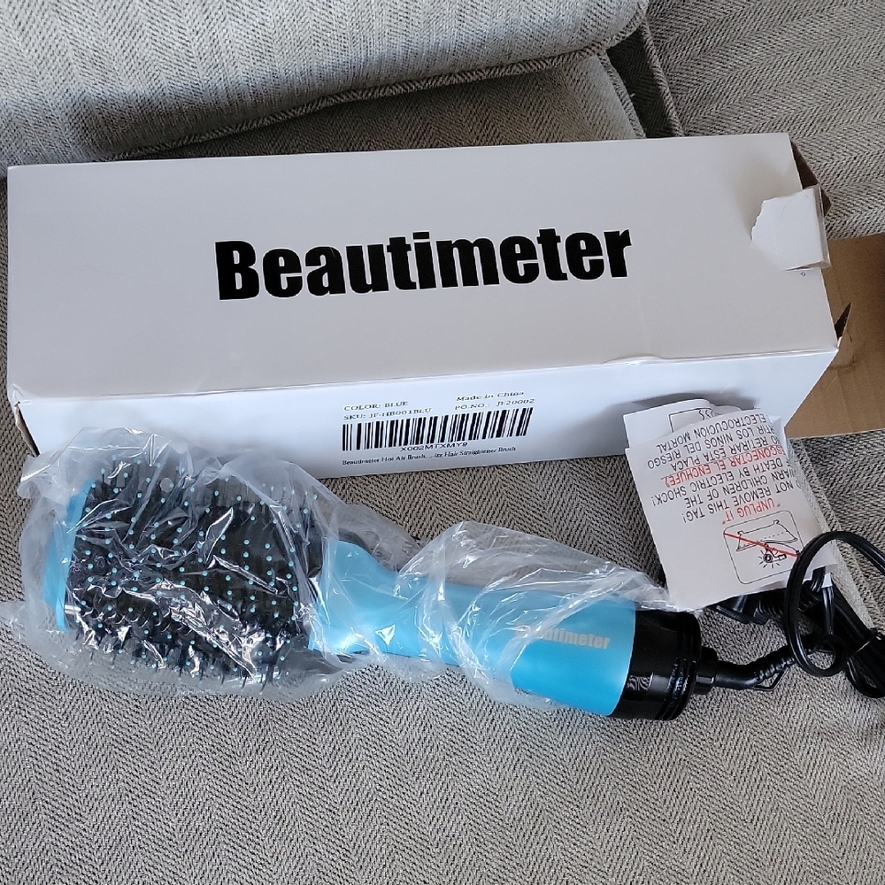 NWOT Beautimeter Blue Hair Dryer Brush